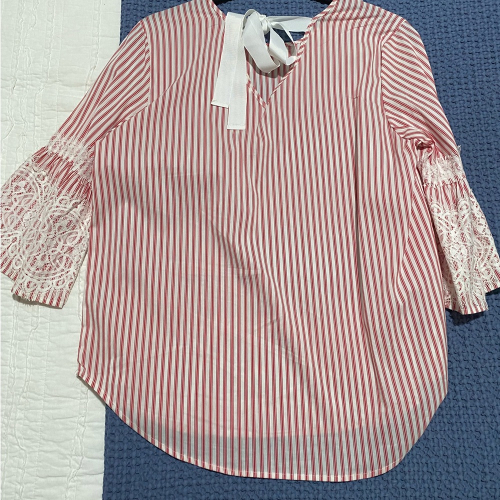 Blouse - Picture 2 of 2